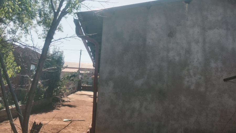 3 Bedroom Property for Sale in Kagisanong Free State